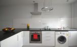 KITCHEN (3).JPG