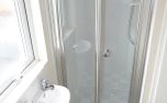 SHOWER RM (2).JPG