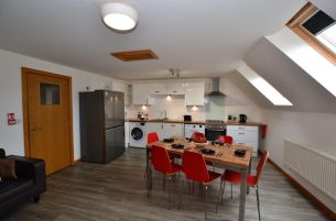 Flat 8, Thornton Court (x4) - 26/27